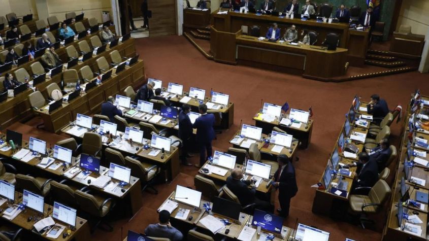 PC y FA en pie de guerra: Exigen veto a Ley del Uso de la Fuerza y tensionan al Gobierno