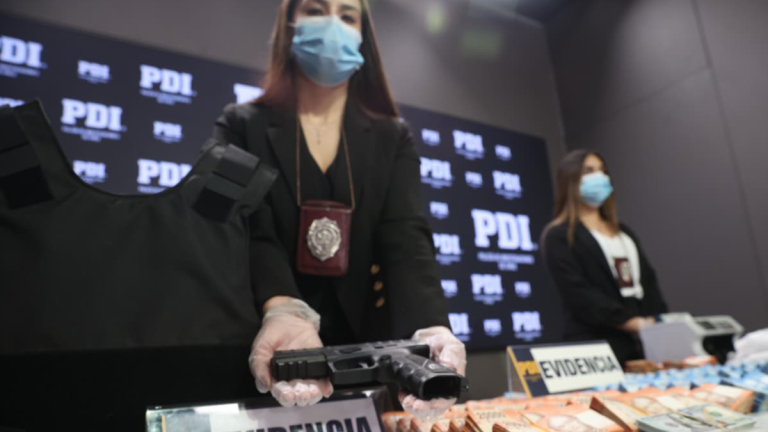 La denominada “mafia china” que operaba en el barrio Meiggs utilizaba un sistema financiero informal conocido como hawala, mecanismo milenario que permite realizar transferencias internacionales sin usar bancos, sin dejar rastros formales y sin mover dinero físicamente.