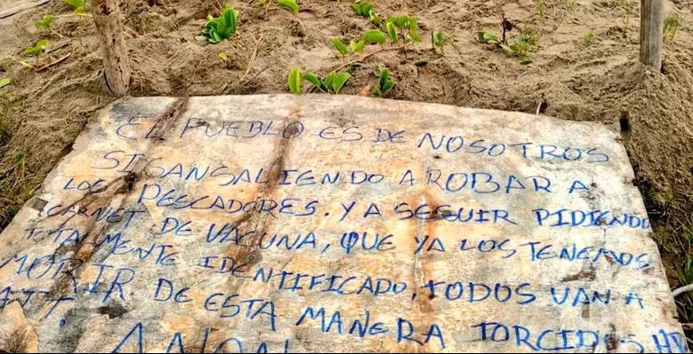 "Los tenemos identificados": Cinco cabezas humanas aparecen colgadas en playa turística de Ecuador junto a mensaje intimidatorio | Policía Nacional de Ecuador