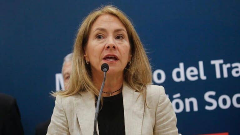 bate laboral en Chile: CPC solicita terminar con feriados irrenunciables