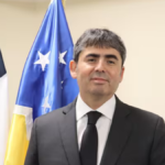 El fiscal regional Cristián Crisosto advirtió que organizaciones criminales internacionales están utilizando rutas australes y el Estrecho de Magallanes para narcotráfico y contrabando.