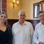 El presidente del Partido Comunista de Chile realizó su tercera visita a la isla y sostuvo una reunión con el mandatario cubano Miguel Díaz-Canel.