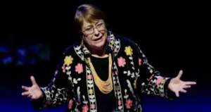 Michelle Bachelet reúne a la oposición y abre debate presidencial