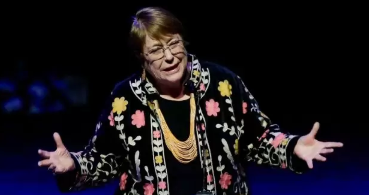 Michelle Bachelet reunirá a la oposición el 15 de octubre tras abrir una eventual tercera candidatura.