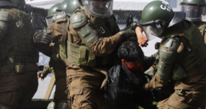Gobierno busca expulsar a seis extranjeros detenidos durante el 18-O: Migraciones inicia trámites